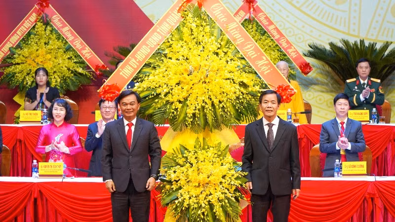 anh-8-bi-thu-phuong-tang-hoa-2740.jpg