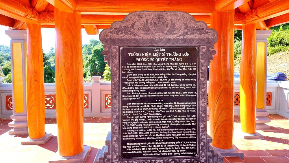Văn bia tưởng niệm liệt sĩ Trường Sơn đường 20 Quyết thắng. a7.jpg