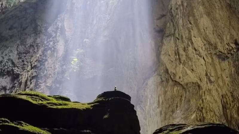 Hang Sơn Đoòng (Ảnh: Oxalis)