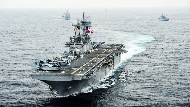 Mỹ Phong Tỏa Eo Biển Hormuz, Cộng Đồng Quốc Tế Lo Ngại Và Kêu Gọi Đối Thoại