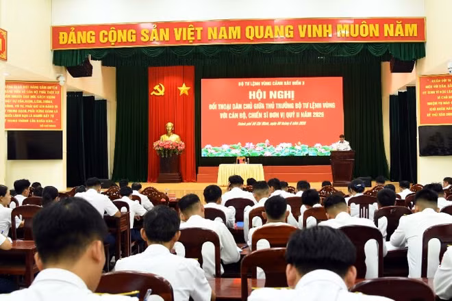 Quang cảnh hội nghị.