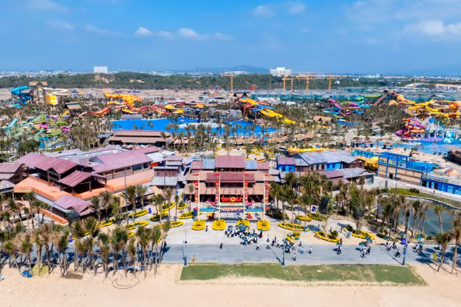Toàn cảnh Công viên nước Vũng Tàu Aqua Adventure.