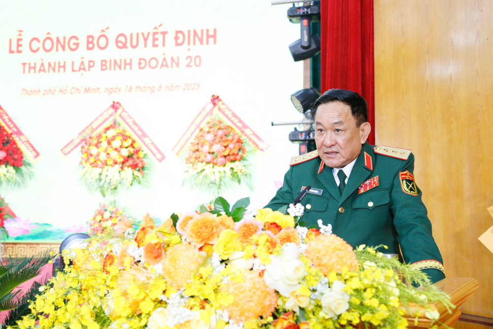 Thượng tướng Võ Minh Lương, Ủy viên Trung ương Đảng, Ủy viên Thường vụ Quân ủy Trung ương, Thứ trưởng Quốc phòng phát biểu tại buổi lễ. 7-1.jpg