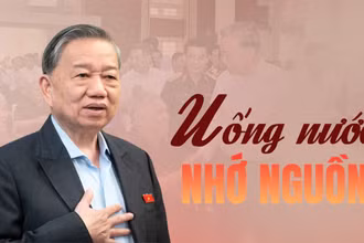 Tổng Bí thư Tô Lâm tặng quà thương binh nặng tại Trung tâm Điều dưỡng thương binh Thuận Thành (phường Ninh Xá, tỉnh Bắc Ninh). (Ảnh: ĐĂNG KHOA)