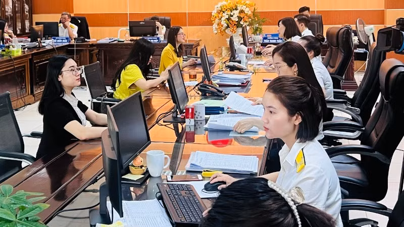 Tổng thu ngân sách nhà nước 10 tháng năm 2025 ước đạt 2.145 nghìn tỷ đồng. (Ảnh: MINH PHƯƠNG)