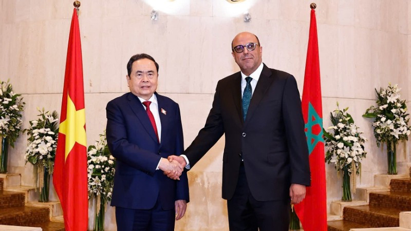 Chủ tịch Quốc hội Trần Thanh Mẫn và Chủ tịch Thượng viện Morocco Mohamed Ould Errachid. (Ảnh: TTXVN)