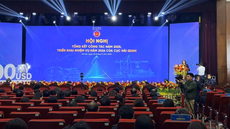 Toàn cảnh hội nghị.