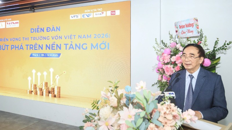 Tiến sĩ Lê Minh Nghĩa, Chủ tịch VFCA phát biểu khai mạc tại diễn đàn.