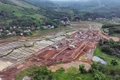 Khu tái định cư xã Mường Vang (Phú Thọ) khẩn trương xây dựng để người dân nơi đây có nơi tránh trú an toàn trước mùa mưa bão. (Ảnh: THANH TRÀ)