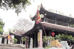 Ðền Sái và hội rước Vua độc đáo