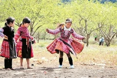 Trẻ em vùng biên. 