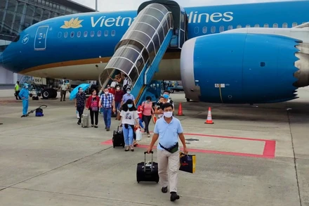 Tổng công ty Hàng không Việt Nam (Vietnam Airlines) ghi nhận mức tăng lợi nhuận bằng 138% kế hoạch và bằng 453% so cùng kỳ năm 2024...