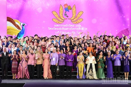 Chương trình có sự góp mặt của đông đảo đại diện các bộ, ngành của Thái Lan và đại sứ quán các nước.