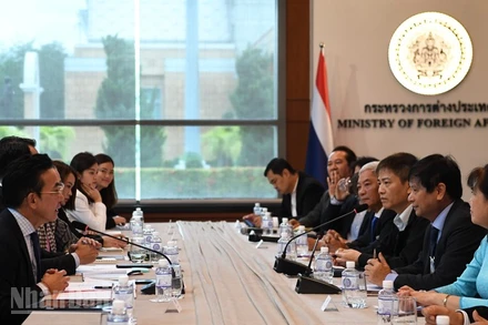 Đoàn đại biểu Hội Nhà báo Việt Nam tại Bộ Ngoại giao Thái Lan. (Ảnh: MINH THẮNG)