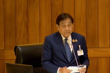 Phó Thủ tướng, Bộ trưởng Tài chính Thái Lan Pichai Chunhavajira phát biểu tại Hạ viện. (Ảnh: Văn phòng Thủ tướng Thái Lan)