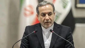 Ngoại trưởng Iran Abbas Araghchi phát biểu tại Tehran. (Ảnh: IRNA/TTXVN)