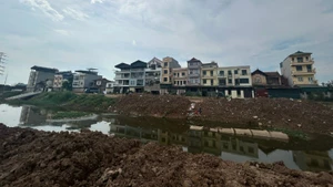 Khai thác hiệu quả nguồn lực đất đai, thúc đẩy kinh tế - xã hội phát triển. (Ảnh: LÊ ĐỨC)