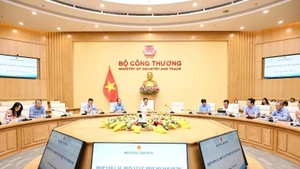Công bố quyết định cử 34 lãnh đạo cấp cục, vụ về địa phương công tác.