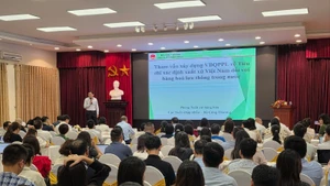 Hội thảo trao đổi nhằm xây dựng cơ chế chính sách quản lý đối với hàng hóa xuất xứ Việt Nam.
