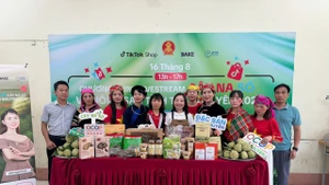 Hàng trăm nghìn khán giả trong và ngoài nước đã cùng theo dõi chương trình Livestream “Cây Na số và nông sản tỉnh Thái Nguyên 2025”. 