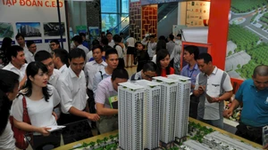 Những vướng mắc trong cách định giá đất hiện nay khiến các doanh nghiệp bất động sản đều bị ảnh hưởng bởi giá đất tăng cao. (Ảnh HẢI NAM)