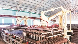 Việc ứng dụng công nghệ cao và các nền tảng số, cùng với dây chuyền hiện đại giúp Công ty cổ phần gạch Tuynel Viên Châu tăng 250% sản lượng sản xuất, tăng 200% công suất bốc xếp gạch.