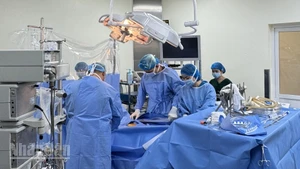 Phẫu thuật tim ít xâm lấn là hướng đi của y tế hiện đại, giúp người bệnh nâng cao hiệu quả phục hồi.