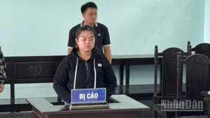 Bị cáo Nguyễn Thị Huỳnh Tuyền tại tòa.