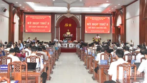 Quang cảnh kỳ họp.