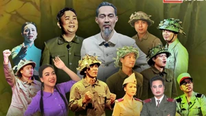 Các nghệ sĩ Nhà hát chèo Quân đội trong vở "Đại tướng Võ Nguyên Giáp".