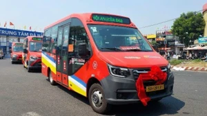 Đà Nẵng điều chỉnh tăng tần suất xe buýt phục vụ cán bộ, công chức, người lao động sau sáp nhập. (Ảnh: ANH ĐÀO)