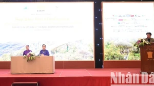 Quang cảnh buổi họp báo sáng 29/6. (Ảnh: ANH ĐÀO)