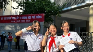 Đà Nẵng công bố điểm chuẩn vào lớp 10, với 10.142 thí sinh trúng tuyển. (Ảnh: ANH ĐÀO)