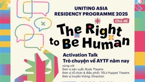 Chương trình tọa đàm khai mạc của AYTF Residency 2025 mang chủ đề “The right to be human - Quyền được là con người”.