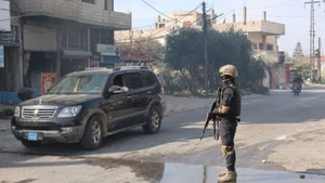 Lực lượng an ninh Syria tuần tra tại thành phố Jableh, tỉnh Latakia ngày 9/3/2025. (Ảnh: THX/TTXVN)