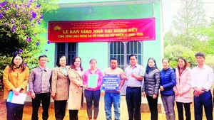 Thành phố Bảo Lộc, tỉnh Lâm Đồng đã hoàn thành kế hoạch xóa nhà tạm, nhà dột nát. (Ảnh VĂN BẢO)