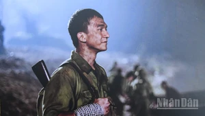 Những người lính sang sông về bờ Bắc.
