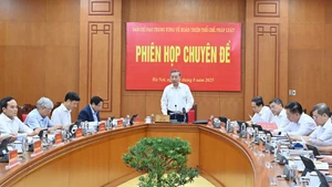 Tổng Bí thư Tô Lâm chủ trì Phiên họp chuyên đề của Ban Chỉ đạo Trung ương về hoàn thiện thể chế, pháp luật. (Ảnh: ĐĂNG KHOA)