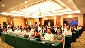 Hội thảo “Tháo gỡ bất cập chính sách để phát huy vai trò của kinh tế tư nhân trong nền kinh tế Việt Nam” do Báo Nhân Dân phối hợp Đài Truyền hình Việt Nam và Hiệp hội Doanh nghiệp Thành phố Hồ Chí Minh tổ chức.