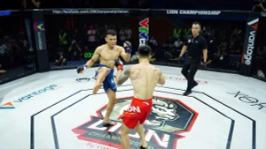 Trận chung kết LION Championship 23 giữa hai võ sĩ Lê Văn Tuần và Phạm Văn Nam. (Ảnh LION Championship)
