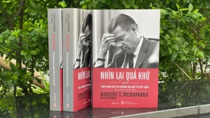 Hồi ký của cựu Bộ trưởng Quốc phòng Mỹ về Việt Nam ra mắt độc giả