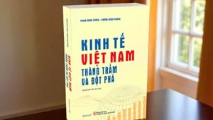 Kinh tế Việt Nam - Thăng trầm và đột phá: Góc nhìn xuyên suốt một hành trình đổi mới