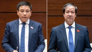 Bộ trưởng Tài chính Nguyễn Văn Thắng và Bộ trưởng Giáo dục và Đào tạo Nguyễn Kim Sơn sẽ đăng đàn trả lời chất vấn của các đại biểu Quốc hội.