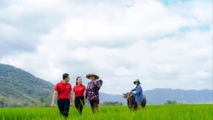 Agribank đồng hành cùng tam nông trên mọi miền đất nước.