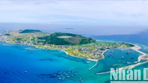 Đảo Lý Sơn, vùng đất tinh hoa di sản lễ hội và địa chất.