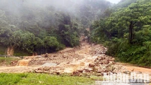 Điểm sạt lở tại km2, tỉnh lộ 177, địa phận xã Tân Lập, huyện Bắc Quang. 