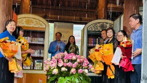 Không gian văn hóa đọc được triển khai trong không gian mở nhằm phục vụ cộng đồng.