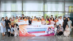 Đội tuyển MOSWC Việt Nam năm 2025 trở về quê nhà sau màn tranh tài đầy thành công tại Hoa Kỳ.