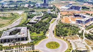 Một góc khu công nghệ cao Hòa Lạc (xã Hòa Lạc, thành phố Hà Nội) nhìn từ trên cao.