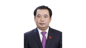 Thủ tướng giao quyền Bộ trưởng Nông nghiệp và Môi trường đối với ông Trần Đức Thắng.
